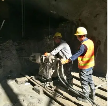 呼伦贝尔水下抗分散灌浆料特点 水下不分散注浆料介绍